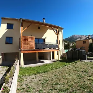 Maison Neuve Proche De Barcelonnette Jausiers